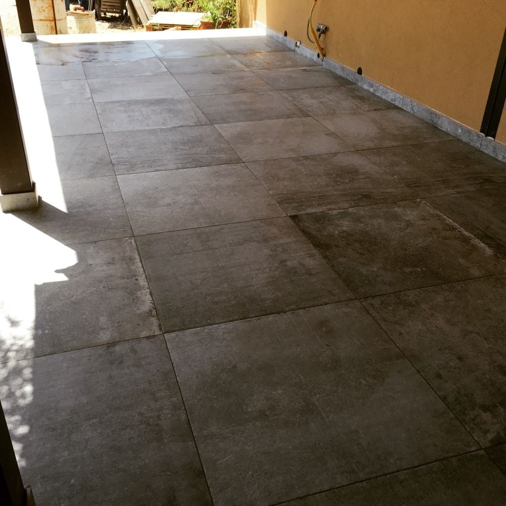 esempio di pavimento per posa grandi formati a messina